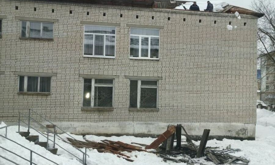 В Коврове из-за снега повреждены крыши детского сада и школы