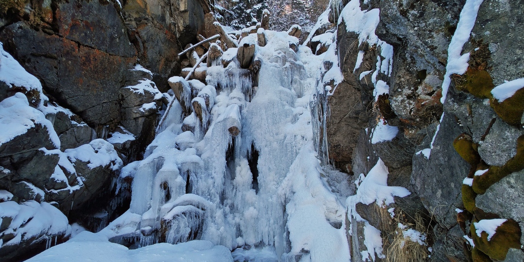 Аксаутское ущелье, водопад Ходюк. КЧР. 01.03.2026