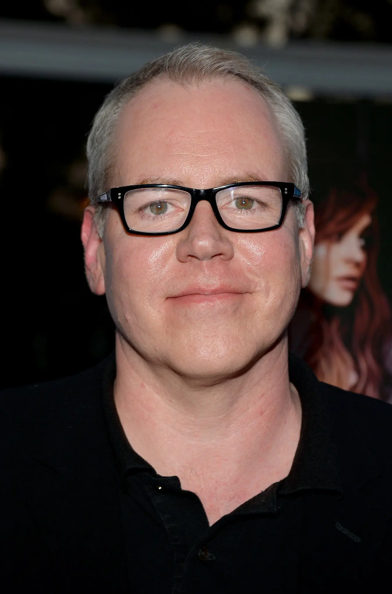 РУВИКИ https://ru.ruwiki.ru/wiki/Эллис,_Брет_Истон