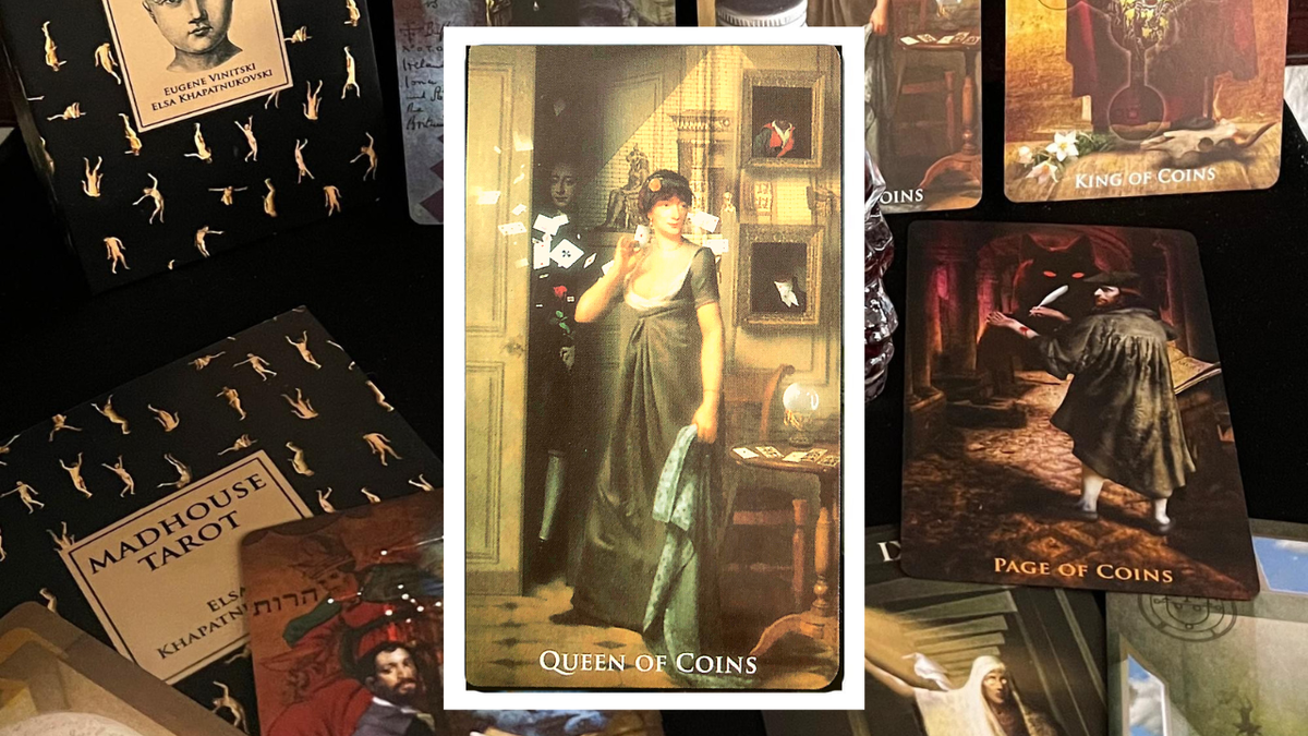 Королева Пентаклей. Photo «Madhouse Tarot» Eugene Vinitski, Elsa Khapatnukovski