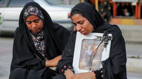    © REUTERS / Amirhossein Khorgooei