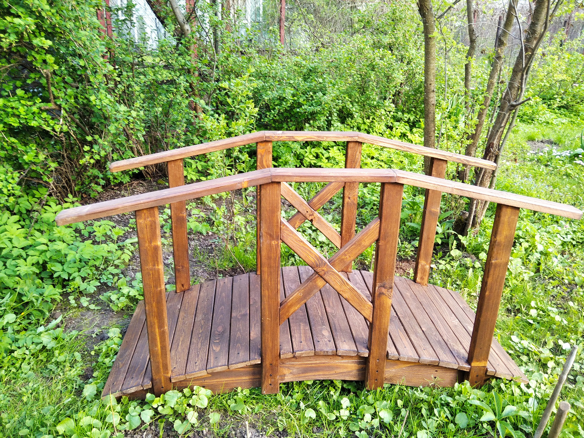 9 мая 2023 года - привезли мостик