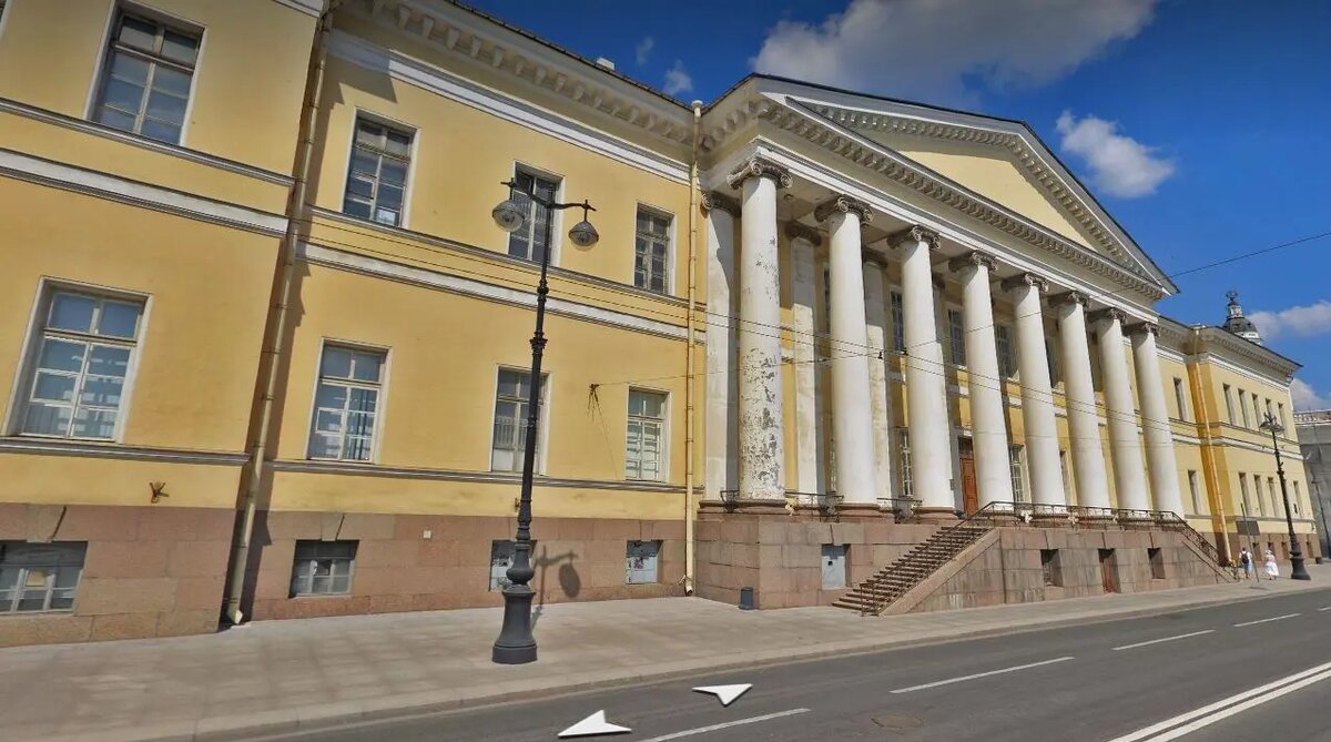    Здание Академии наук на Университетской набережной. Фото: скрин Яндекс Панорама