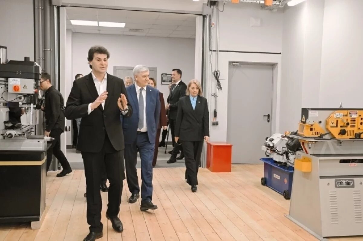    Губернатор оценил новый корпус Воронежского театра оперы и балета