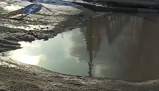     Река из-под земли вновь разлилась в красноярской Покровке