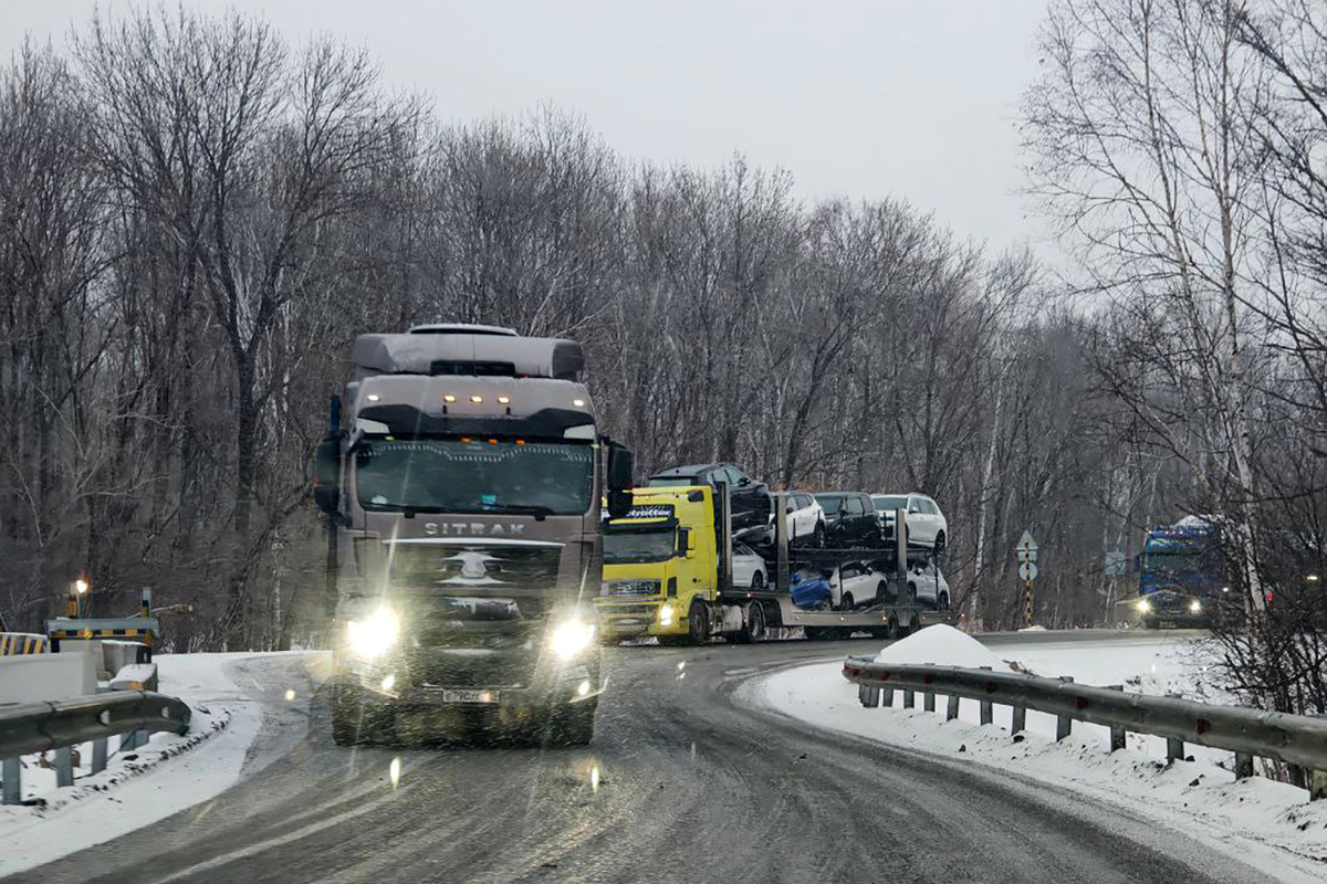 Движение перекрыли из-за непогоды.  Фото: ФедералПресс / Яна Лазарева