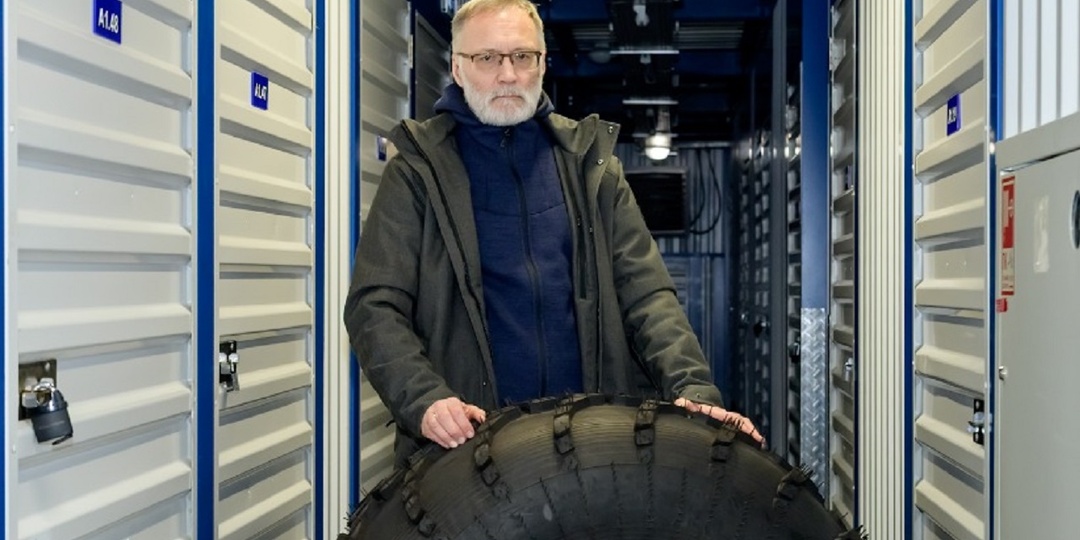 В нашей стране жизненные достижения оцениваются заработанными деньгами