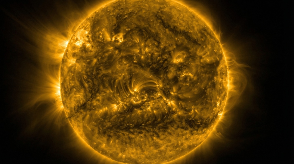    Обратная сторона Солнца. Фото с аппарата Sun Orbiter