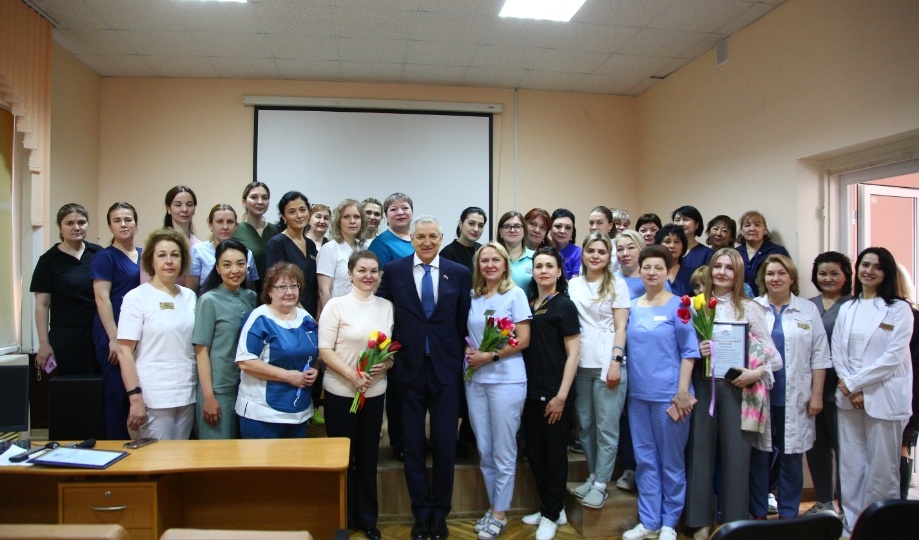 Дорогие женщины - спасибо за ваш труд!