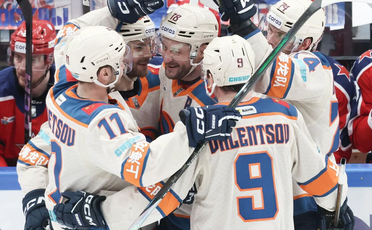    Источник: Хоккеисты Шанхай Дрэгонс Фото: Валерий Шарифулин / ТАСС. rbc.ru Инна