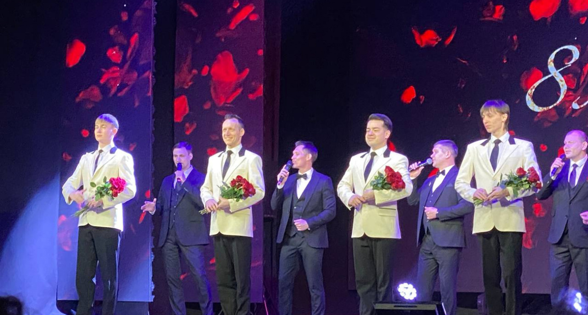    Фото администрации города