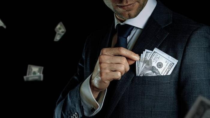 Обложка © Shutterstock / FOTODOM / MVelishchuk