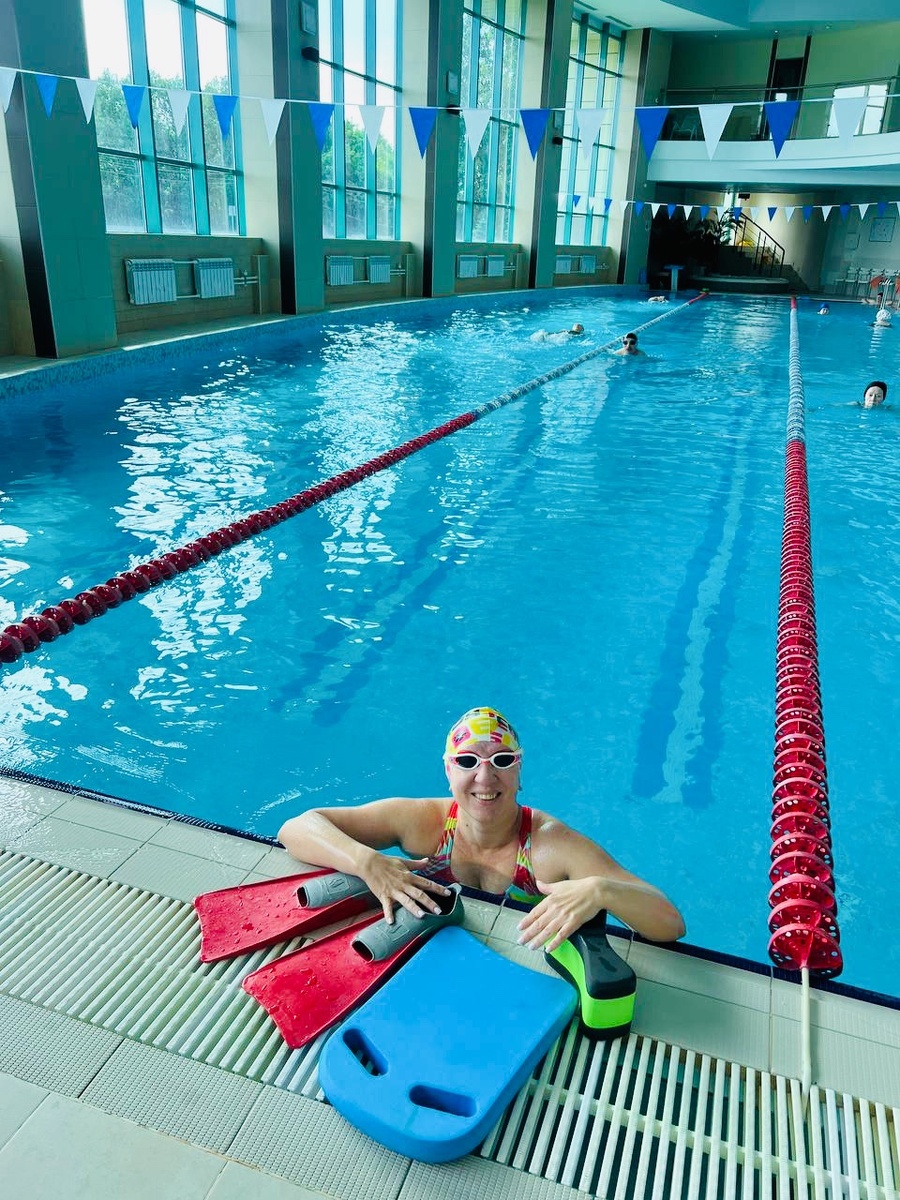 Колобашка – вот та зелено-черная штуковина. В ластах плавать категорически не люблю, некомфортно 