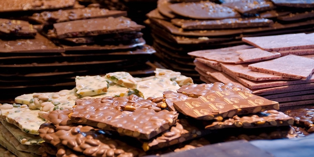 История шоколада: от ритуального напитка до лакомства