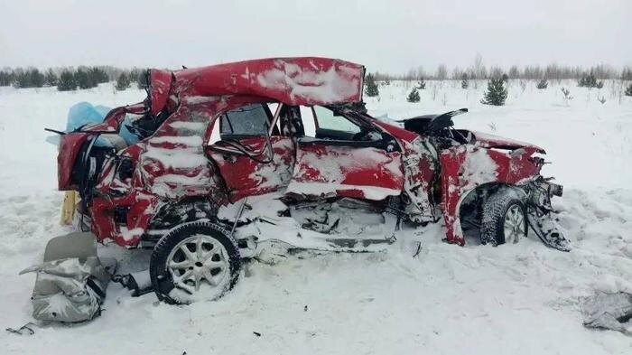 В Кузбассе в ДТП погибли три человека. Фото © Telegram / Следком Кузбасса