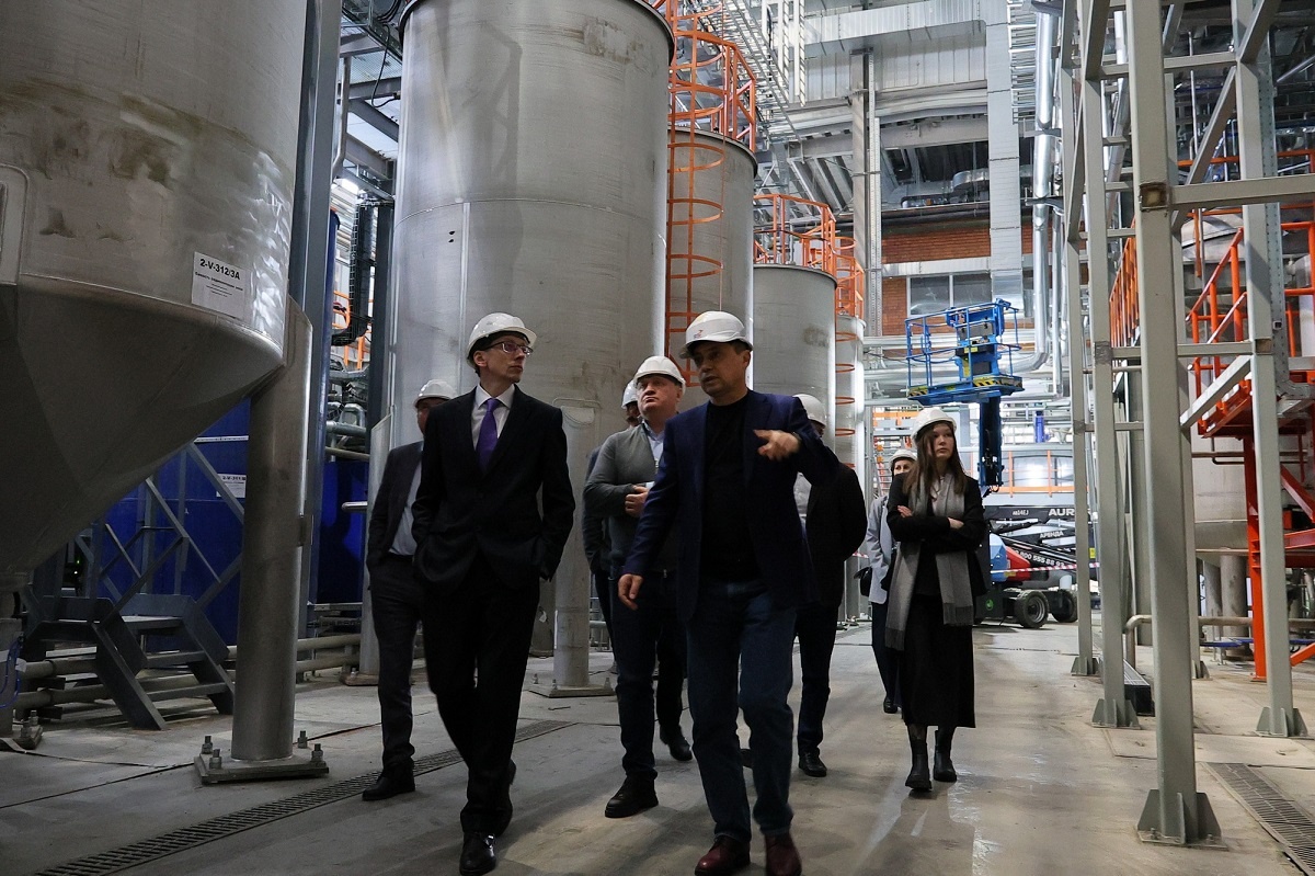    Ход строительства инфраструктуры и предприятий резидентов в ОЭЗ оценил Егор Поляков