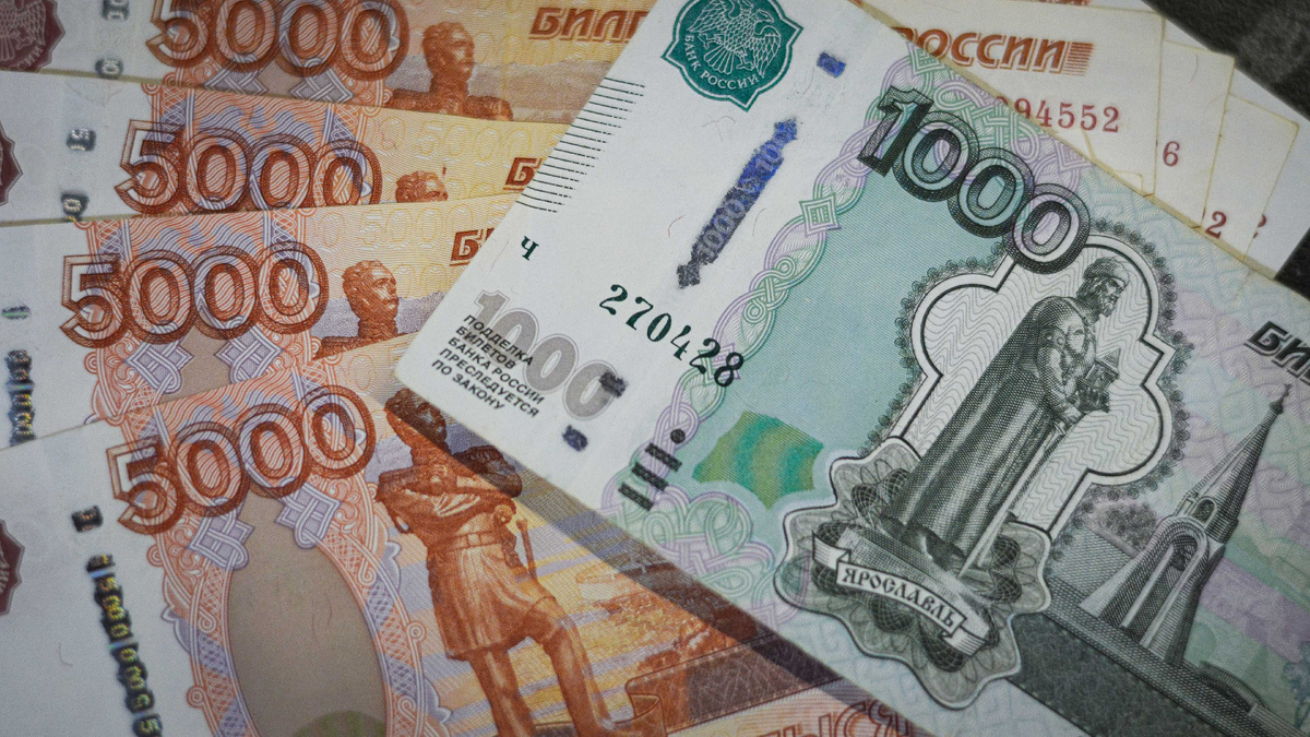 Зарплаты за прошлый год в целом показали рост. Фото: 1MI