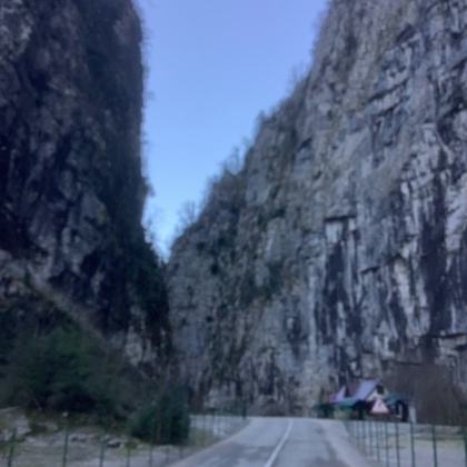 Ущелья и серпантины. Дорога на озеро Рица. Февраль 2025 г. Фото автора