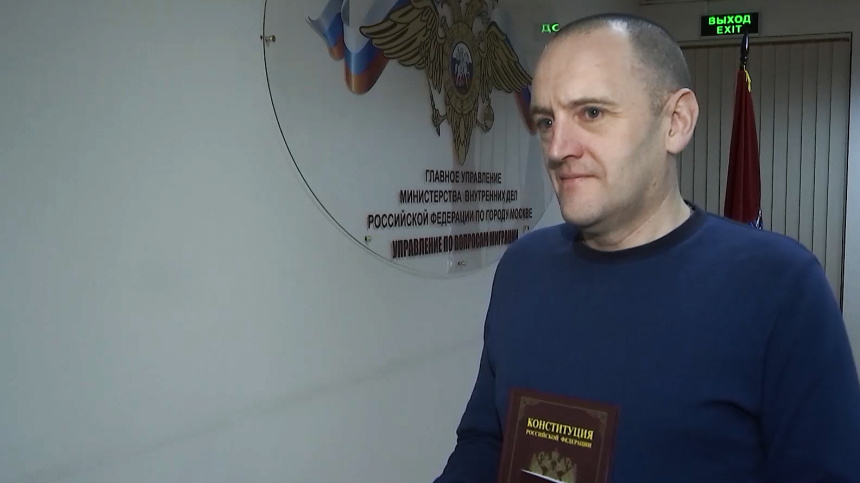    Фото: Telegram/Ирина Волк/IrinaVolk_MVD; 5-tv.ru