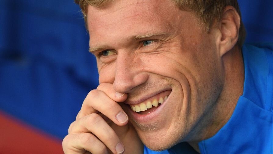 Нападающий «Тосно» Павел Погребняк / РИА Новости   📷