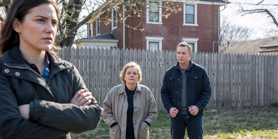 — Если вы хоромы свои продадите, то и Полине на квартиру хватит, — рассуждала свекровь