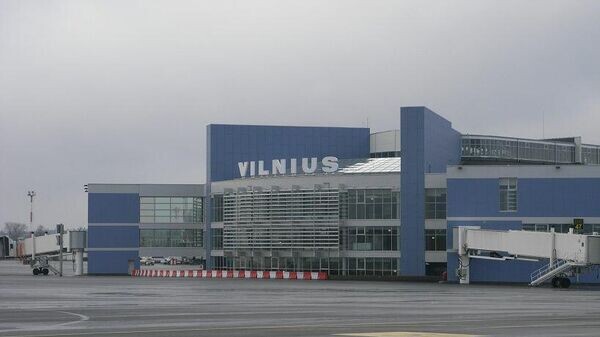    CC BY-SA 3.0 / Teekkari / Vilnius International Airport (cropped image)