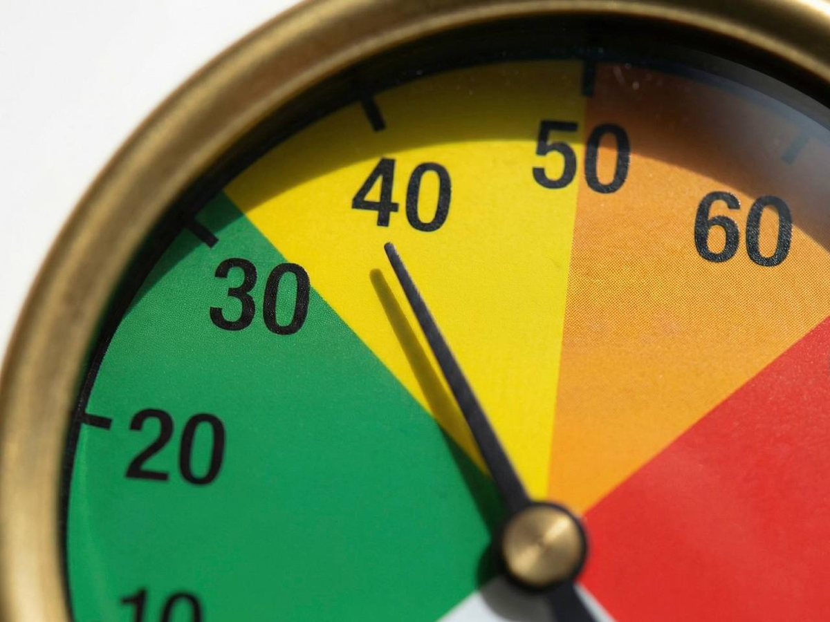 Уровень долговой нагрузки напрямую влияет на то, получится ли у заемщика взять новый кредит и на условия по нему.