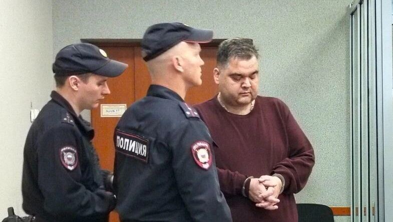 Поставщика опасных рентгенов освободили от наказания из-за болезни