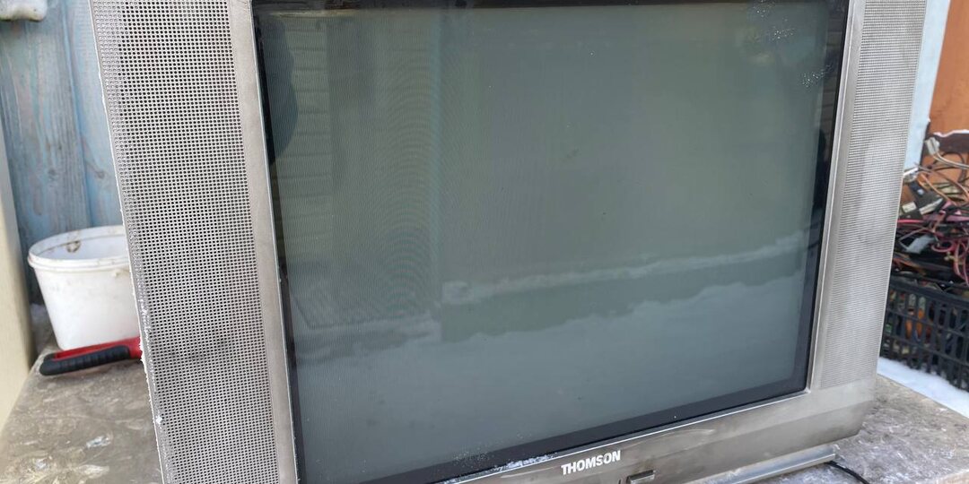 Любовь и ненависть к телевизору фирмы Thomson. Разбор показал большое содержание меди.