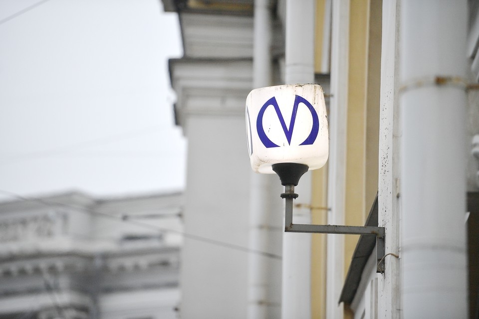    Тем не менее работы по «оранжевой» ветке не остановлены. Алексей БУЛАТОВ