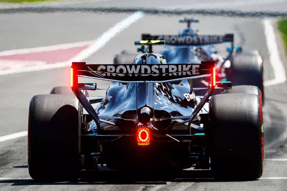 Mercedes показала невероятный темп на длинной дистанцииФото: Mercedes  📷
