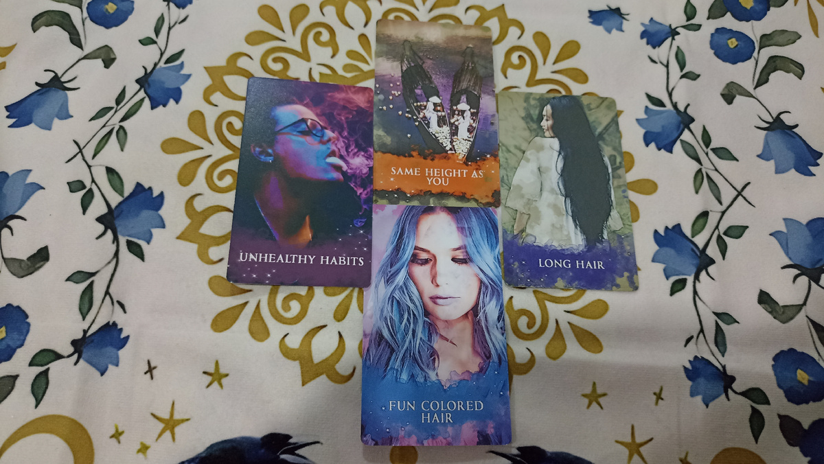 Расклад таро на тему: Кто в вас тайно влюблен?