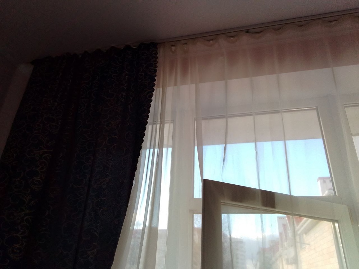 Свекровь пыталась сделать белыми молочную тюль