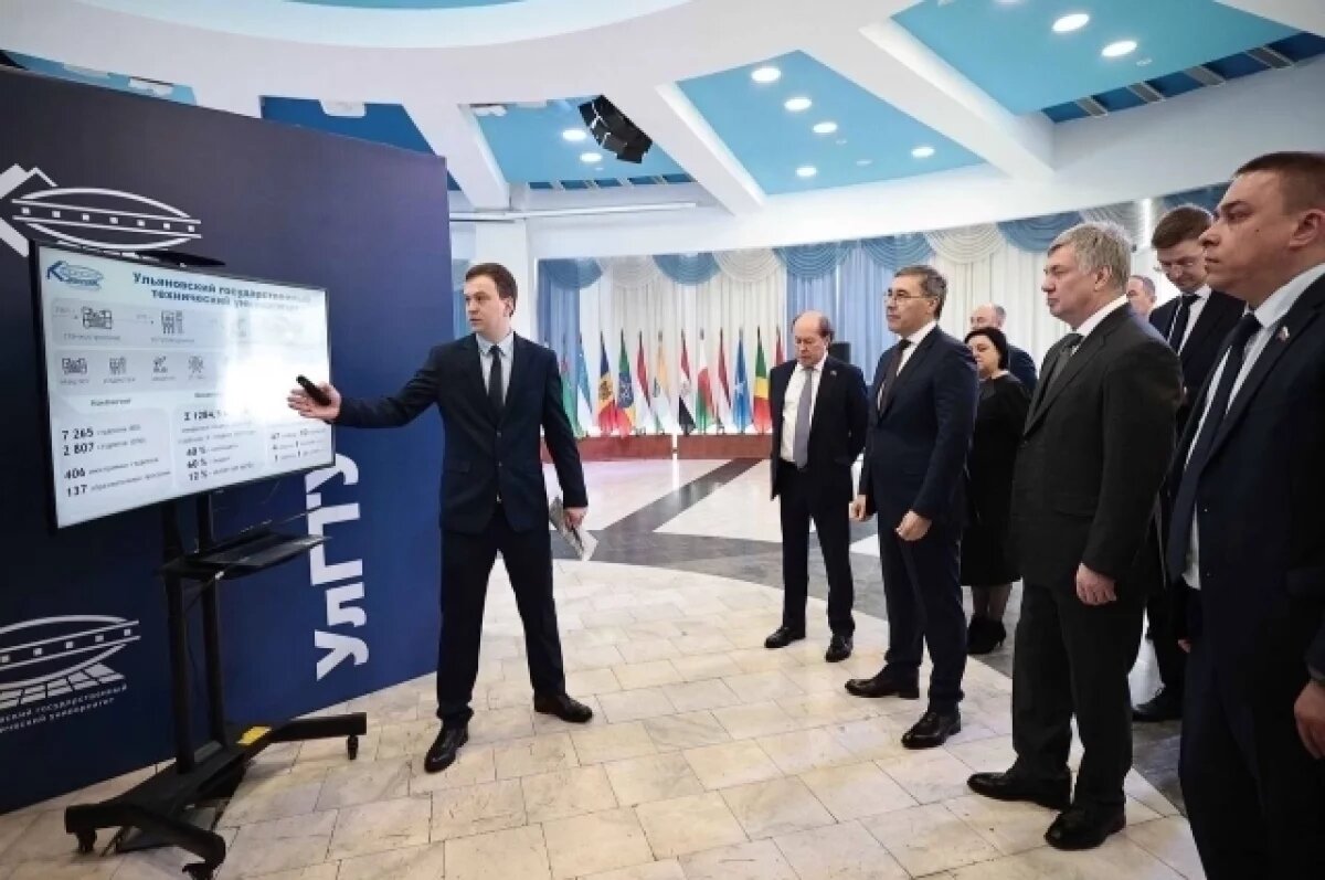    Глава Минобрнауки РФ Фальков ознакомился с работой ульяновских вузов