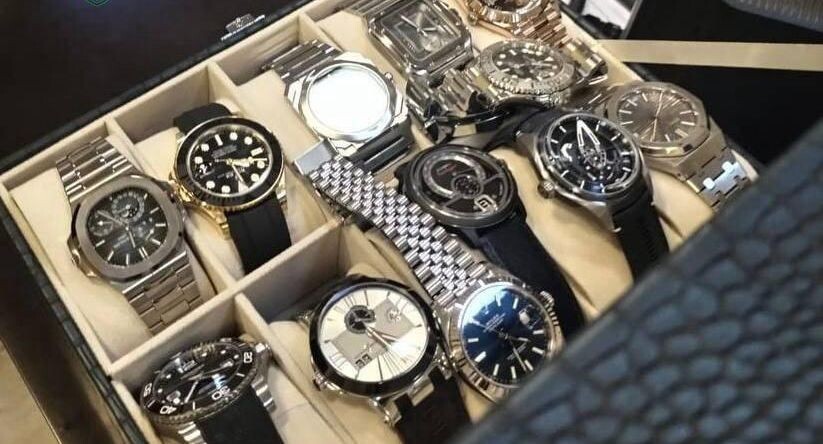    Часы, изъятые у Дмитрия Беглова / Пресс-служба прокуратуры Кузбасса