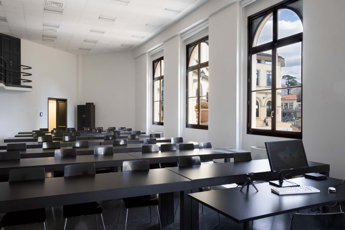    Платформа Wild About и институт Polimoda проведут паблик-ток о моде (фото 2)