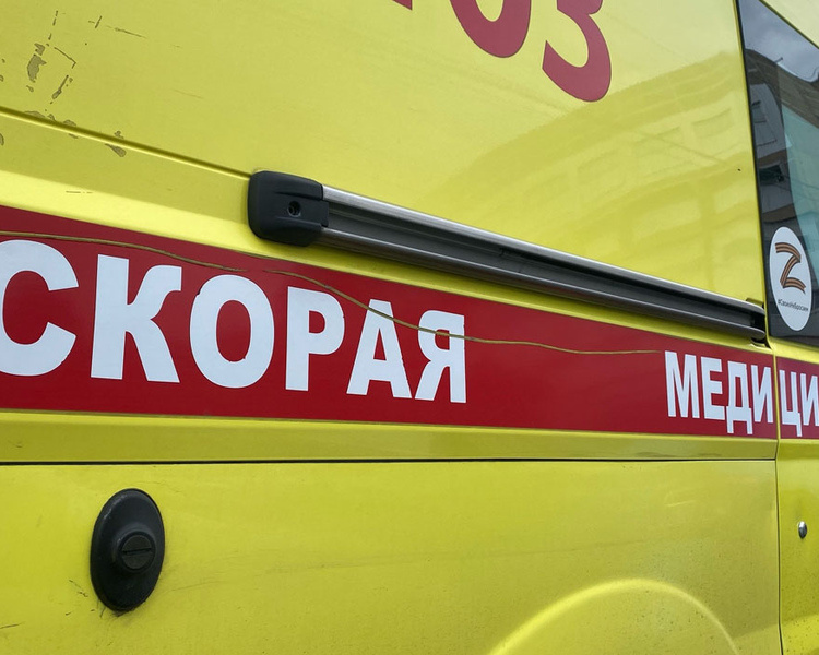     В Курской области из-за атаки дрона ВСУ пострадала 62-летняя жительница