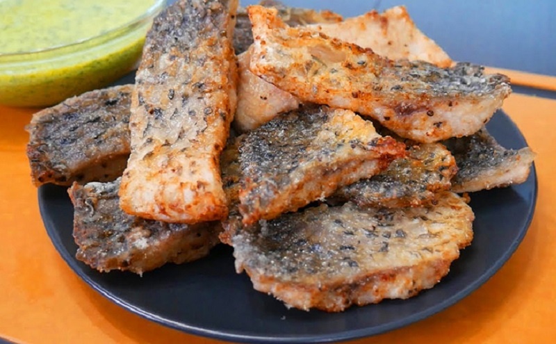 Как получить золотистую корочку и нежную рыбу внутри: неожиданный секрет идеальной жарки, который стоит запомнить