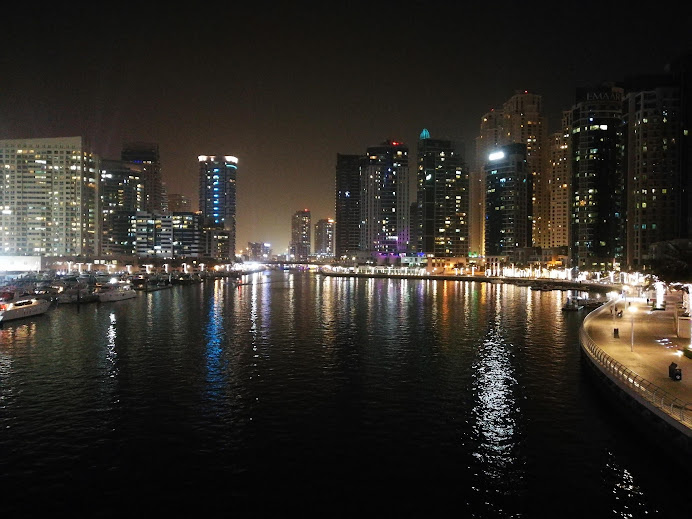Дубай Марина. Разбавлю повествование фотками из моей поездки в Дубай. 