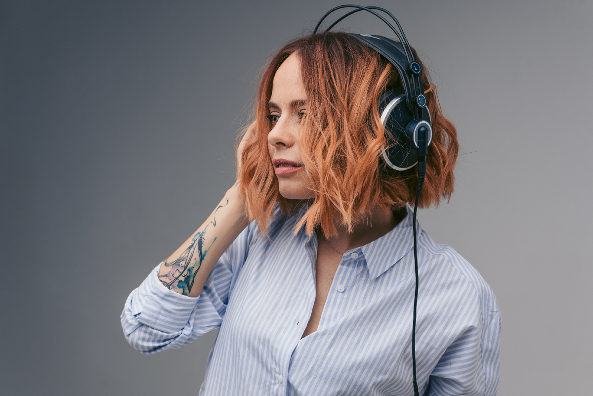 Юлия Кантонистова - музыкант, лингвист, педагог, автор обучающих курсов вокала, MMus