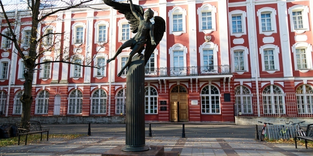 СПбГУ потребовал посла Польши повлиять на ситуацию с задержанием Бутягина