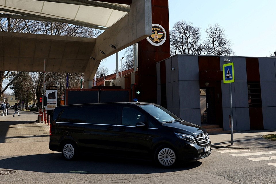    Задержание украинской группы инкассаторов вместе с их грузом было совместной операцией венгерских спецслужб и американского ФБР REUTERS