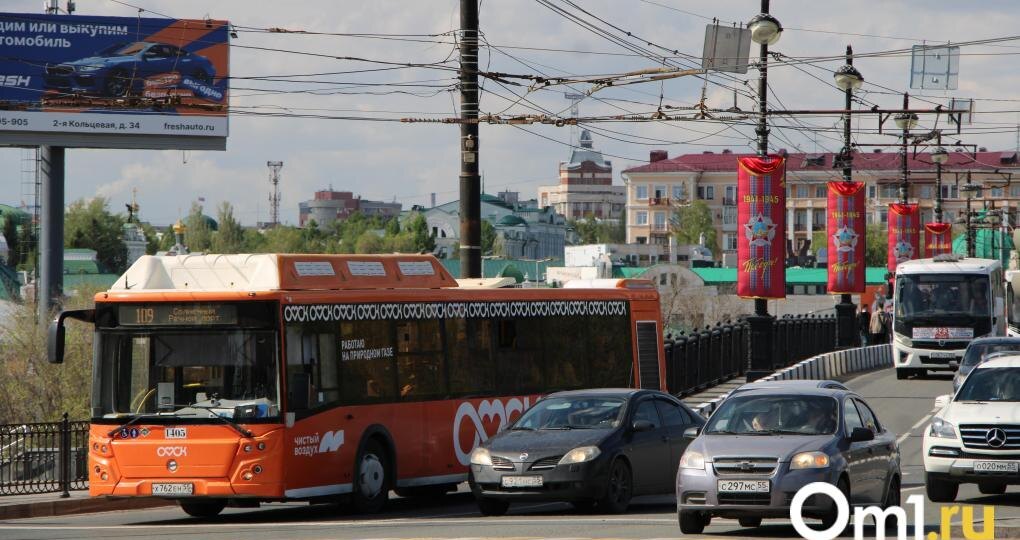 Омск оказался между Севастополем и Великим Новгородом в рейтинге по качеству общественного транспорта