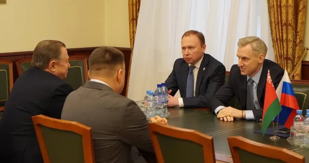 Василий Анохин обсудил с госсекретарём Союзного государства Сергеем Глазьевым планы совместной работы