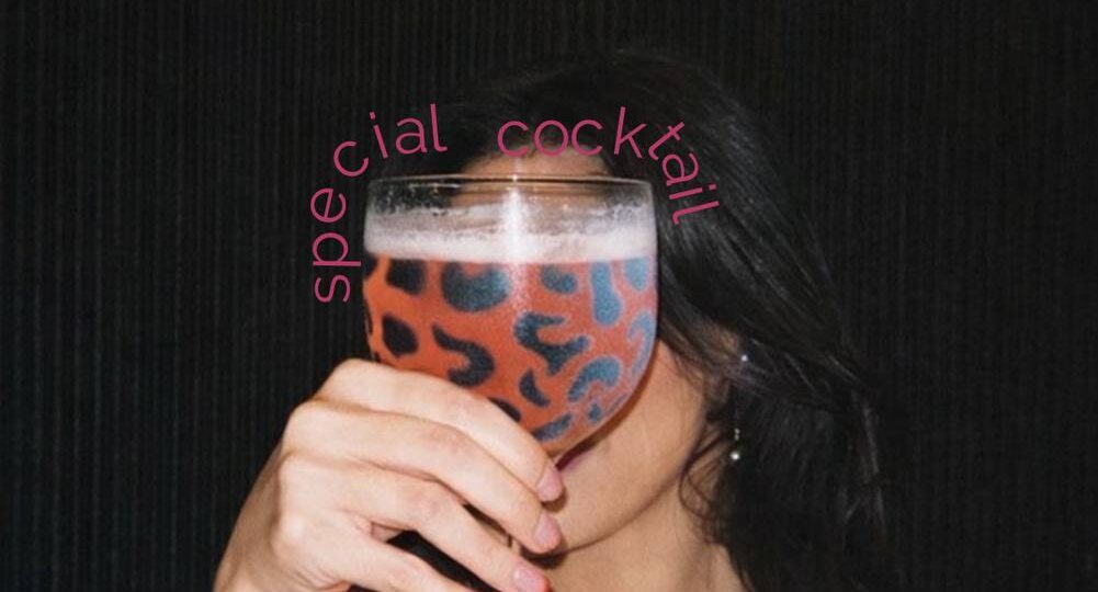 Где отметить 8 марта - интересные предложения для девушек в ресторанах города. Часть 2