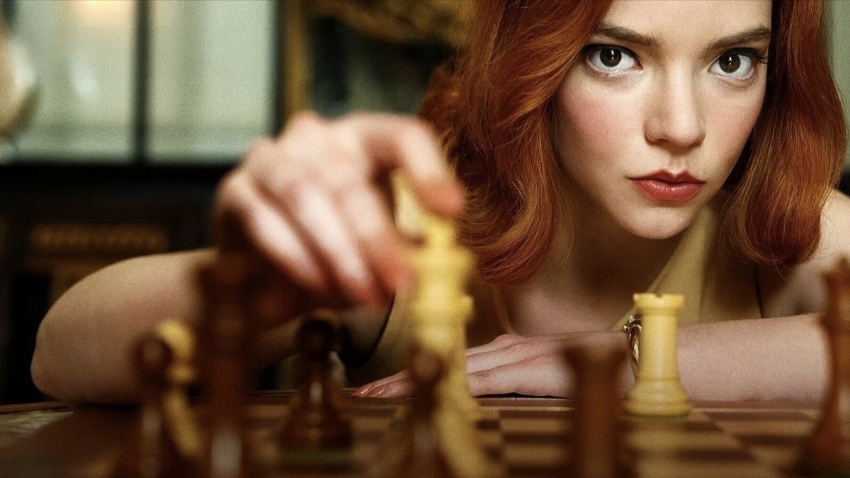 Кадр из мини-сериала «Ход королевы», 2020 год, режиссер Скотт Фрэнк