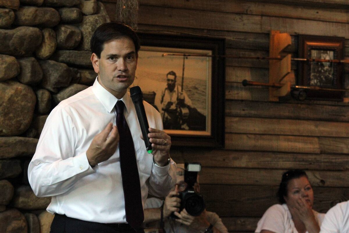     Марко Рубио   
(сс) Matt Johnson