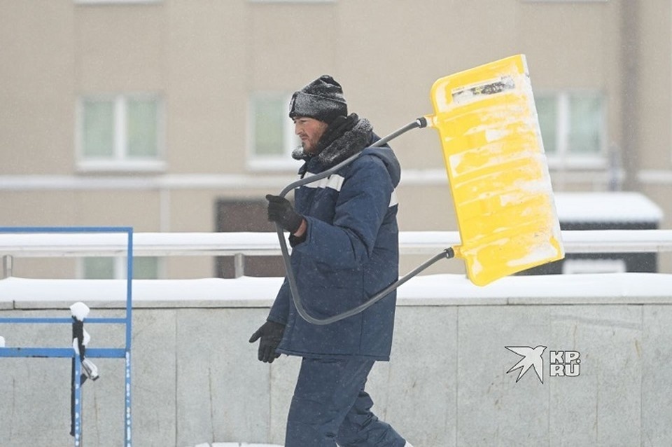    В ночь с 5 на 6 марта коммунальные службы вывезли почти семь тысяч тонн снега Ольга ЮШКОВА