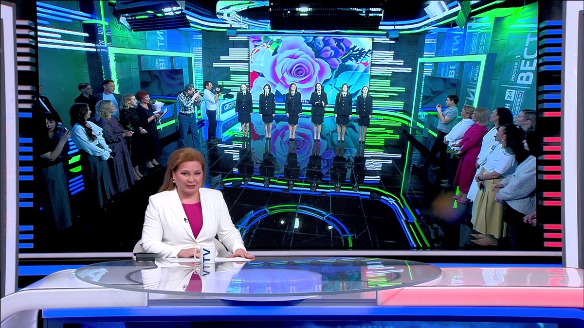    Женщин ГТРК «Башкортостан» поздравили с 8 Марта – сюжет «Вестей»