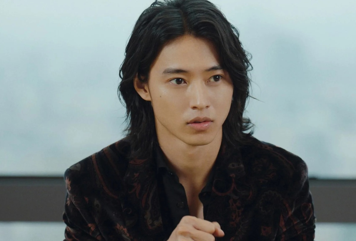 Фильм "Алиса в пограничье"   из доступных источников